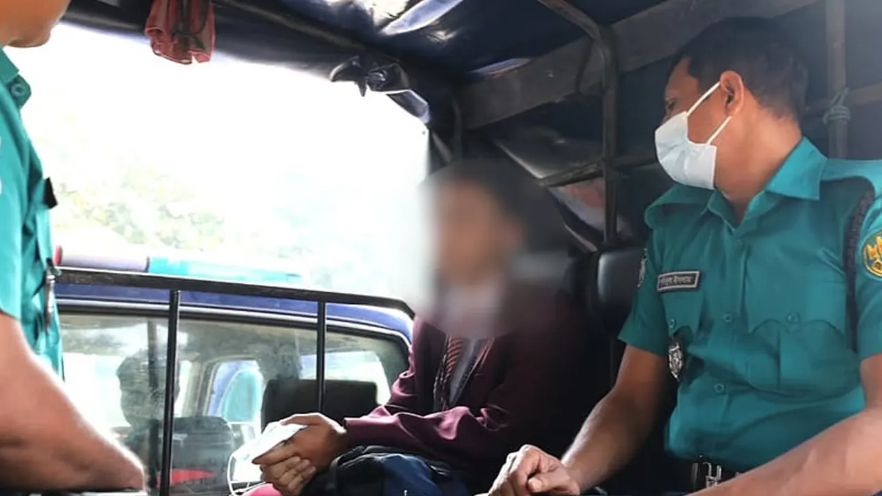 ধানমন্ডি ৩২ থেকে আটক কিশোর নির্জনকে ছেড়ে দিল পুলিশ